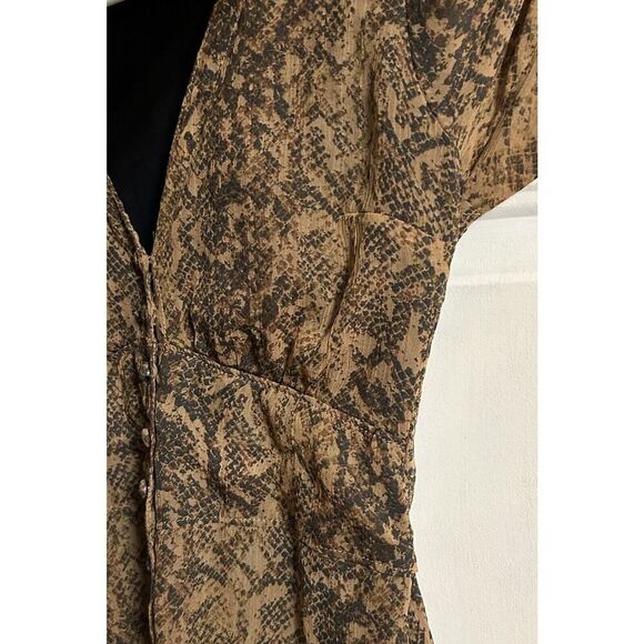Abercrombie & Fitch Dress Women’s XS Brown Snakeskin Print Buttons Tie in Back - Picture 13 of 14